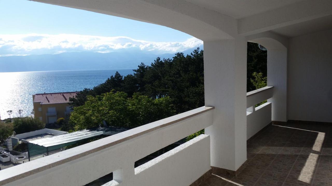 Apartmani Lisac Башка Екстер'єр фото