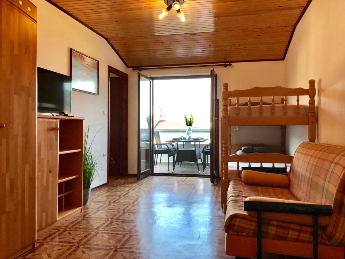 Apartmani Lisac Башка Екстер'єр фото